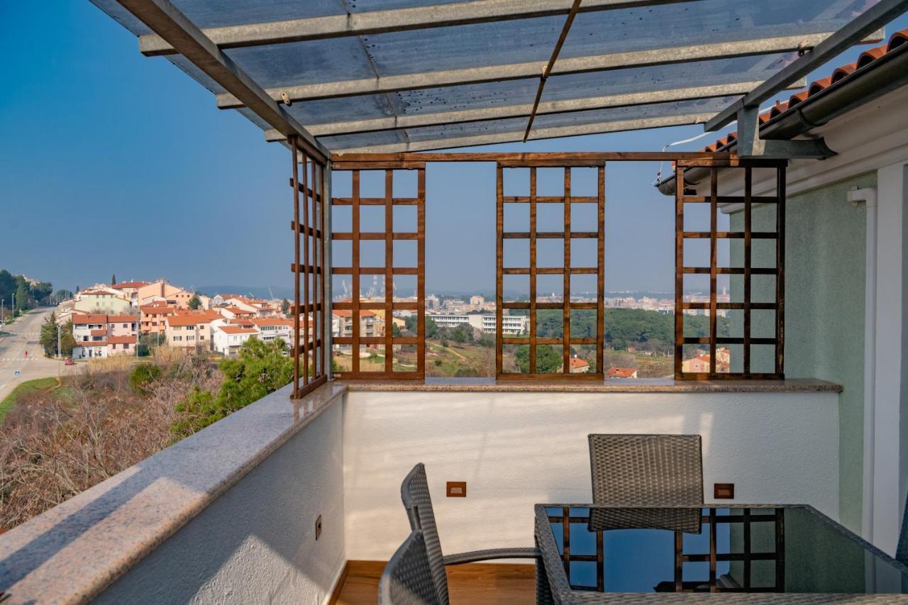 Apartment Rooftop Pula Exterior foto